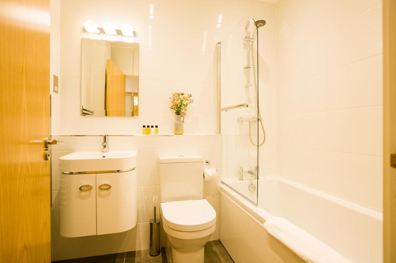 Urban Living'S ~ King Edward Luxury Apartments In The Heart Of Windsor Eksteriør bilde